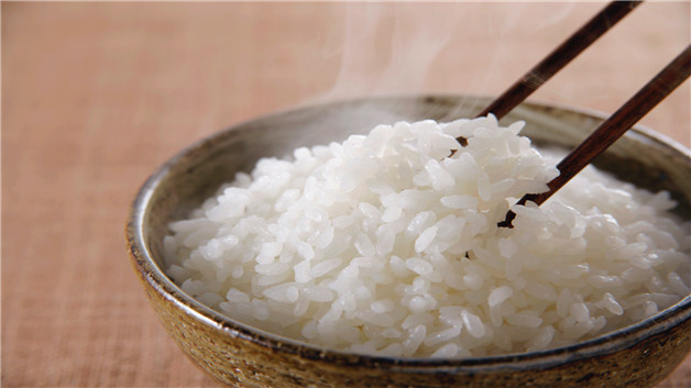 两岁孩子可以吃米饭吗