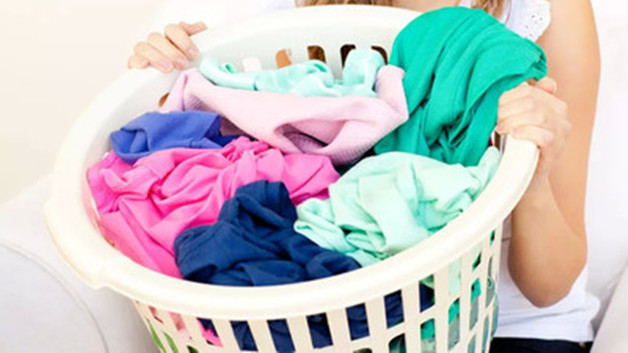洗衣服染色了怎么办