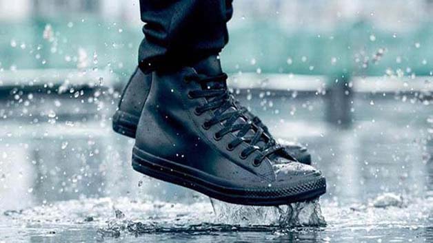 穿湿鞋子的危害